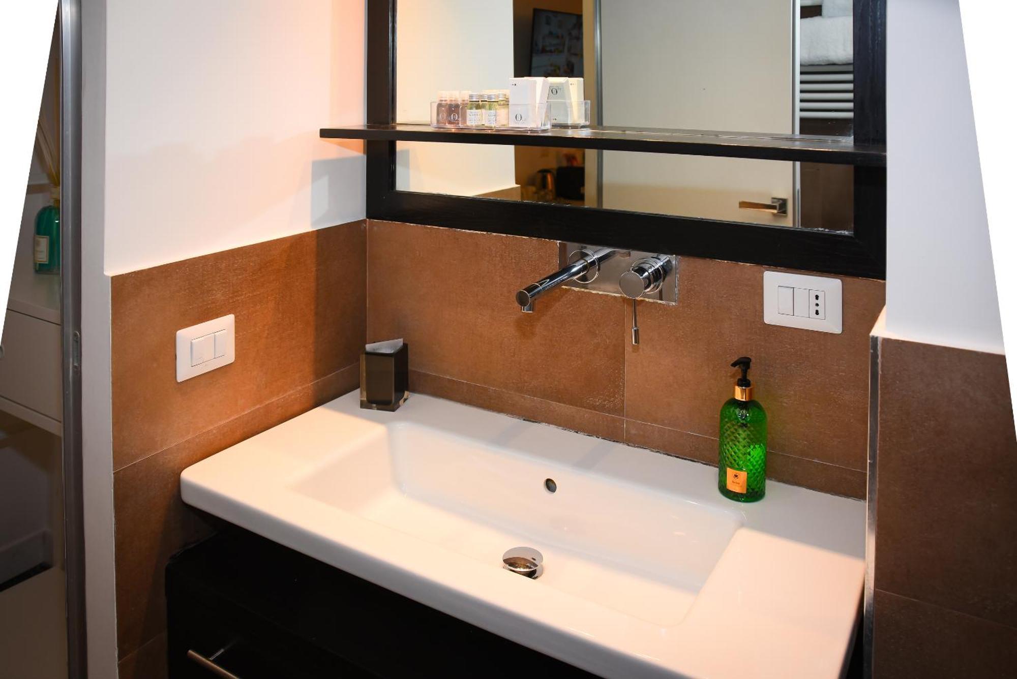 Bq House Fori Imperiali Luxury Rooms Рим Экстерьер фото